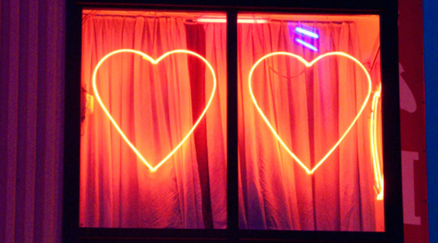 Во Львове и Харькове прошла массовая зачистка борделей