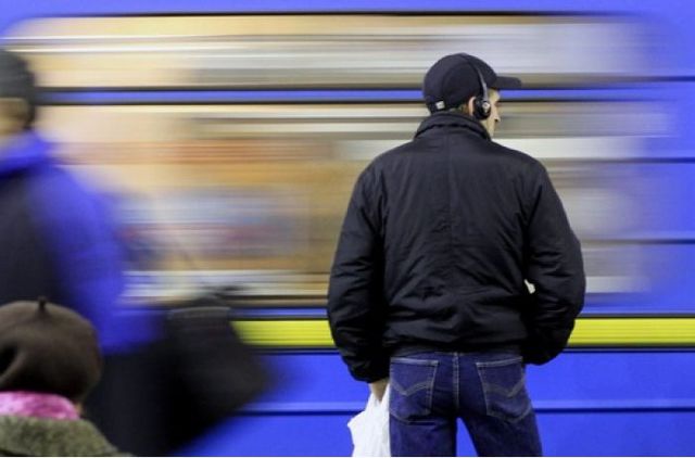 В киевском метро придумали, как бороться со «взбесившимися» пассажирами