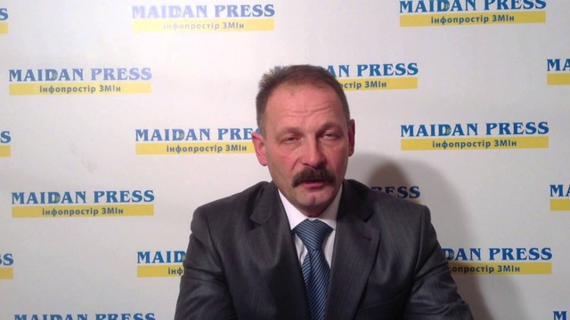 Імбіцил, який представляє Тернопільщину у Верховній Раді, погрожує криміналом за критику Порошенка