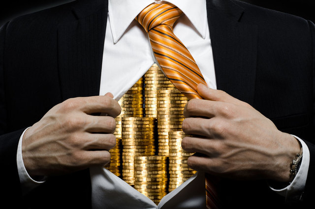 Борцы с коррупцией: "Задача политической элиты — не сесть в тюрьму"