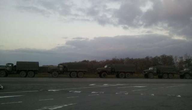 Жители Ростова-на-Дону сообщают о колоннах военной техники РФ в Украину