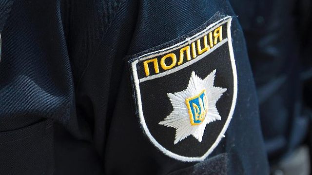 У Рівненську обласну раду ввели поліцейських для припинення сутичок