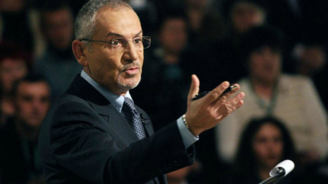 Касьянов: рейтинги Шустера бьют рекорды, а на фронте бьют пушки