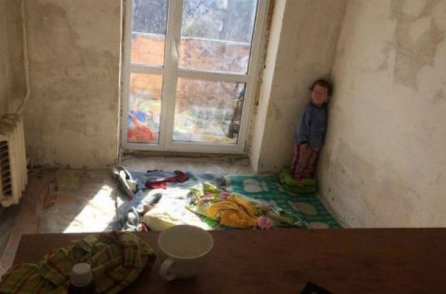 В Киеве обнаружен наркопритон: отец держал 3-летнего сына в нечеловеческих условиях