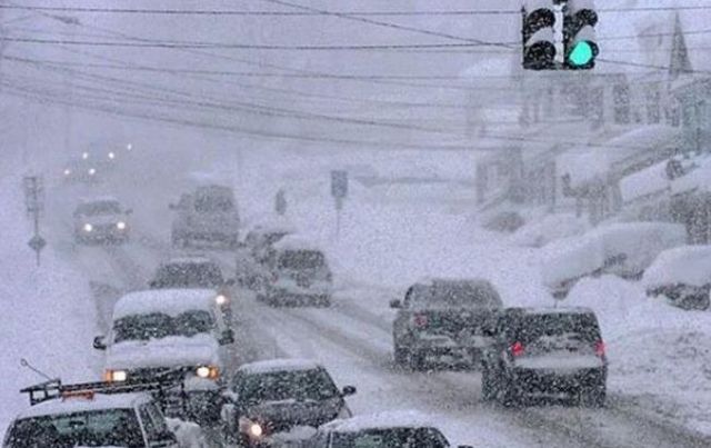 В Украине из-за непогоды без света остались 275 населенных пунктов