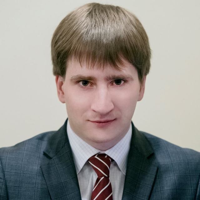 З1-річний бігунець Кличка витратив більше половини свого річного доходу на сумочку Louis Vuitton та піджак Valentino