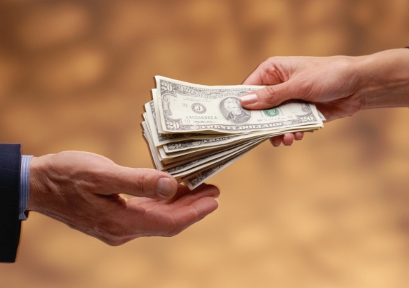 Україна в п’ятірці країн, де корупція - головна проблема для економіки