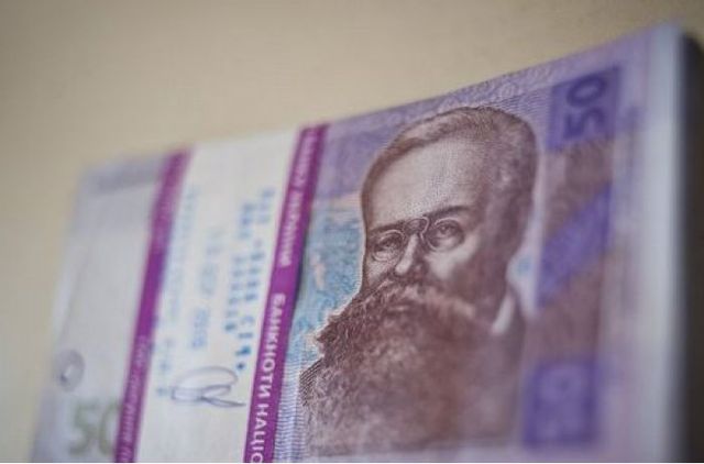 Сколько заплатит бизнес при минималке в 3200 грн: расчеты для единщиков и юрлиц