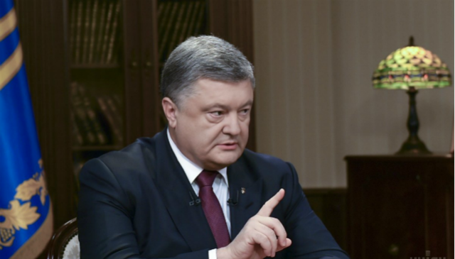 Порошенко позаботился о возвращении средств обманутым вкладчикам «Михайловского»