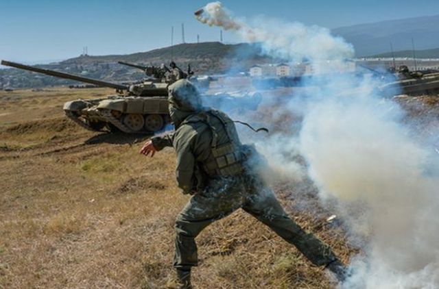 На границе с Украиной «растревожили» российскую армию