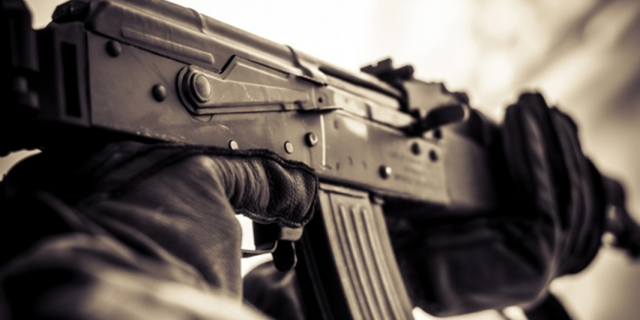 На Закарпатье из Калашникова стреляли в полицейского