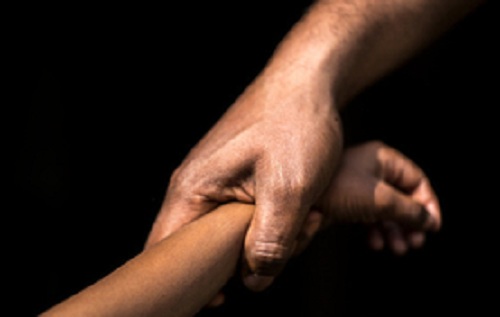 Стала известна фамилия экс-нардепа, у которого "украли" внучку