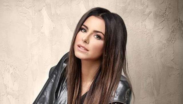 Скандальная украинская певица приехала в Киев с охранниками