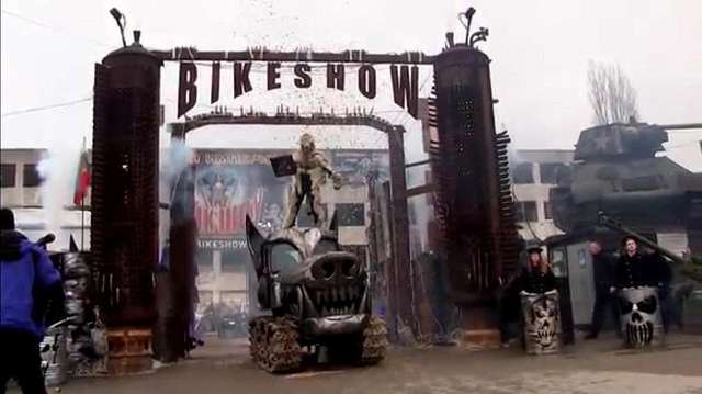 Соцсети ужаснулись открытию «детского» парка развлечений в Севастополе