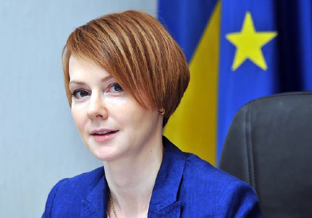 Тысячи долларов и ювелирные изделия с бриллиантами: замминистра иностранных дел удивила своей декларацией