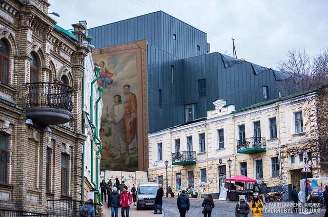 Скандал довкола театру на Подолі: на що варто звернути увагу насамперед