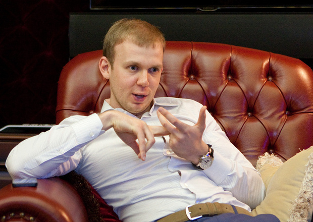 Беглый Курченко перешел на уголь