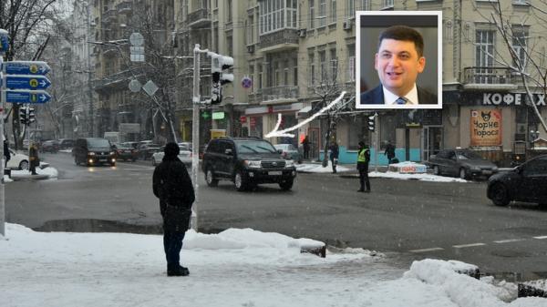 Гройсман вновь оседлал бронеджип