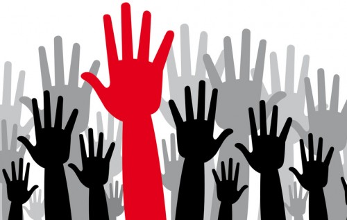 Объединяться и протестовать. Только так можно рассчитывать на успех в построении зрелого общества