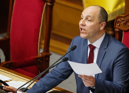 Парубий: В перестрелке в Княжичах погибли шестеро правоохранителей