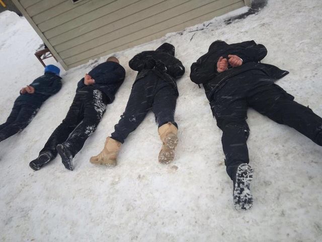 У Харкові озброєні бандити відібрали у чоловіка мільйон гривень