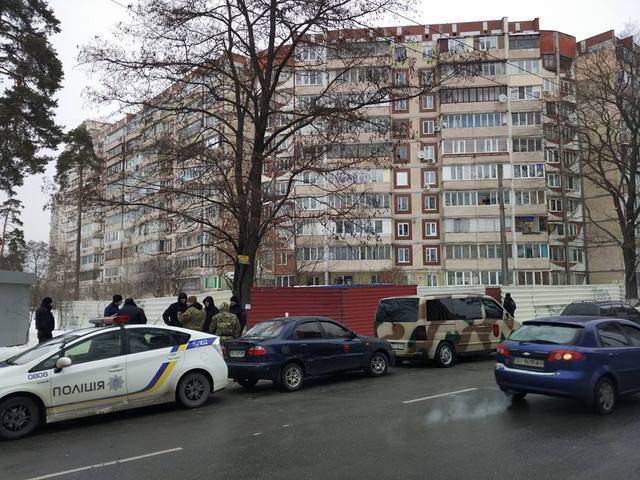 Активисты не позволили «АТБ» построить супермаркет вместо сквера