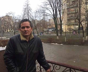 В Киеве мужчина, представившись отцом школьника, грабил учеников