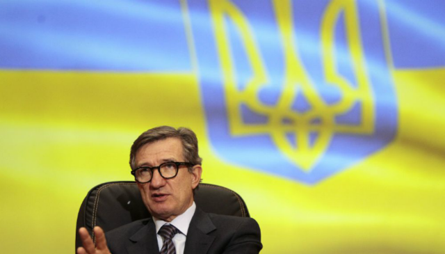 Тарута объяснил свою беспомощность при оккупации Донецка