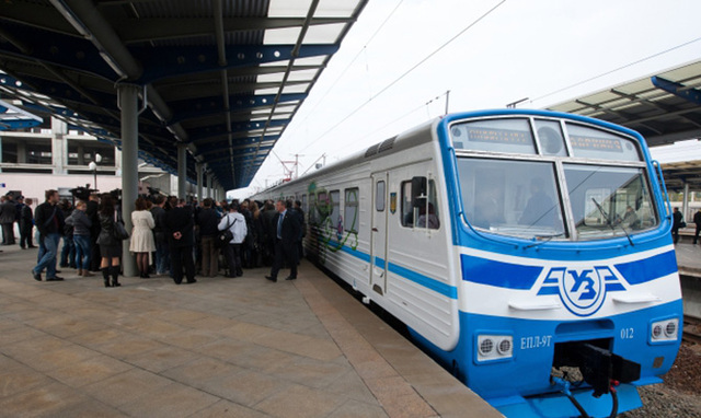 «Киевпастранс» переплатил десятки миллионов гривен за систему обслуживания электрички