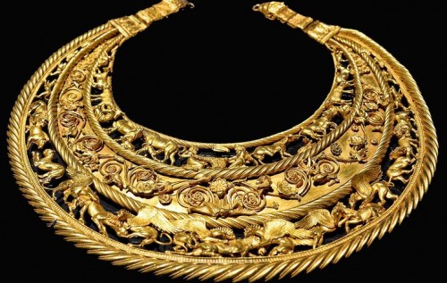 Голландский суд решил вернуть "скифское золото" Украине