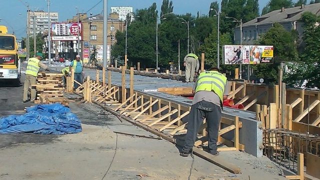 Хто будує дороги в Києві. Улюблений підрядник столичної влади