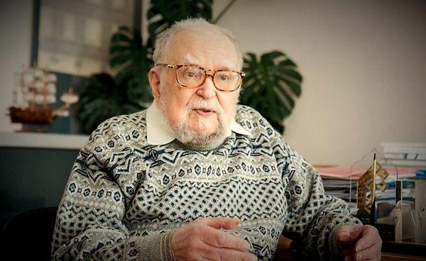 «После таких больших пертурбаций в стране создан криминальный тип власти»