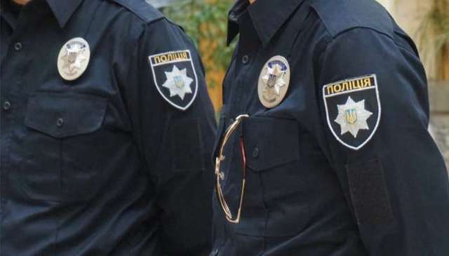 В Житомире полицейские устроили драку в кафе