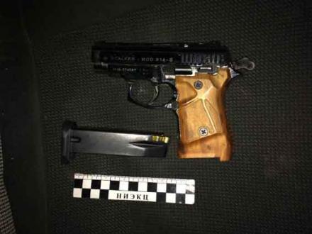 Бандиты битами вытрясли из семьи предпринимателя деньги и 110 блоков сигарет