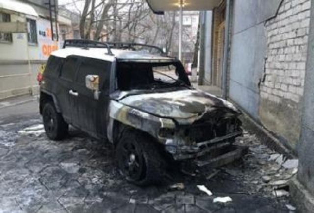 Херсоне сожгли машину начальника морпорта