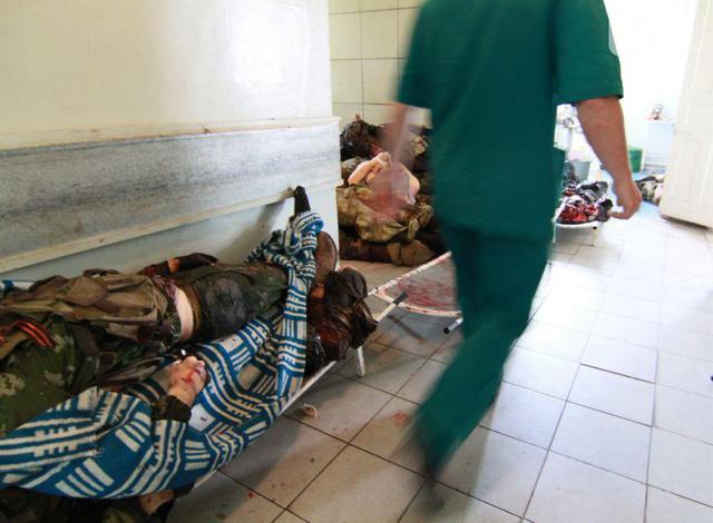 В морги Донецка свезли тела российских наемников, погибших на Светлодарской дуге