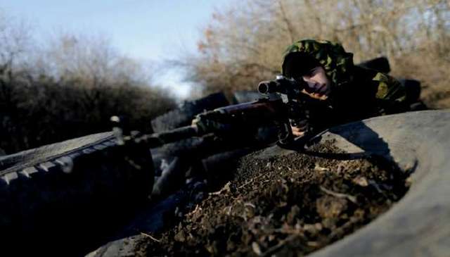 Снайперы боевиков активизировались по всей линии фронта - штаб
