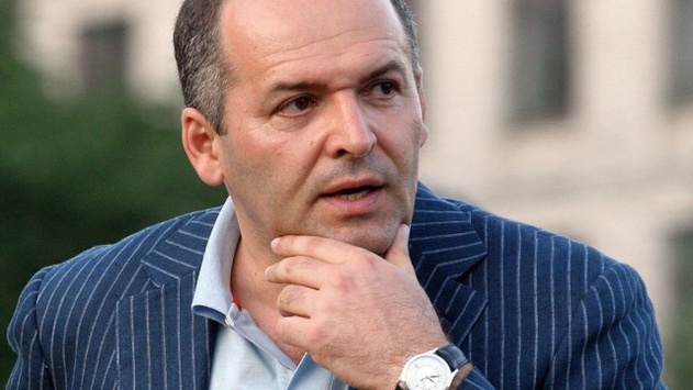 Український олігарх пропонує Україні здатися