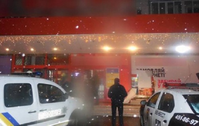 У Києві з магазину побутової техніки вкрали смартфони на суму 600 тис. грн