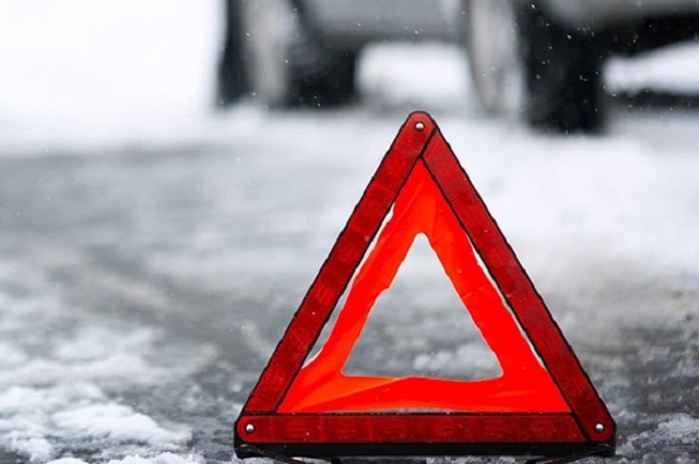 В страшном ДТП под Харьковом погибло три человека, еще двое пострадали