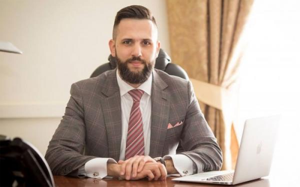 Первый зам Минэкономразвития переживает, что олигархов у нас воспринимают только негативно