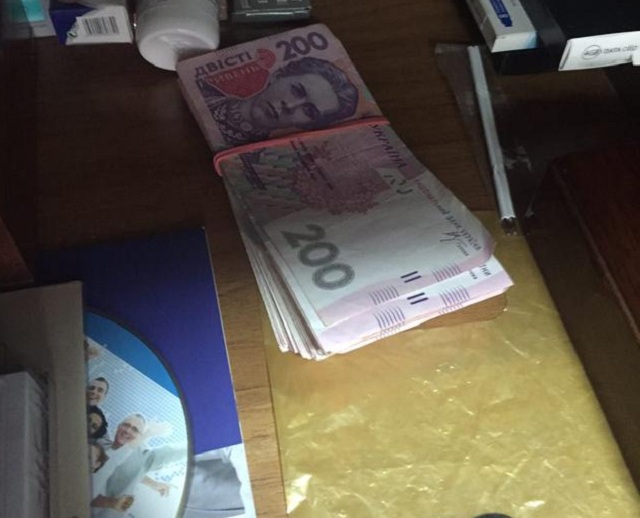 Проректор Киевской академии водного транспорта попался на взятке, - Нацполиция