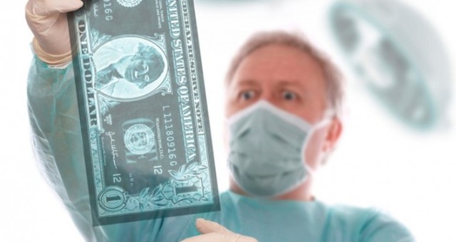 Минимальная зарплата 2017 года: чего ждать врачам и учителям