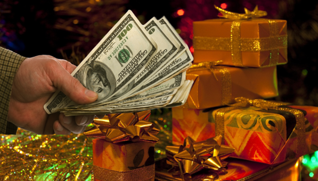 Новогодний подарок для спекулянтов и валютчиков