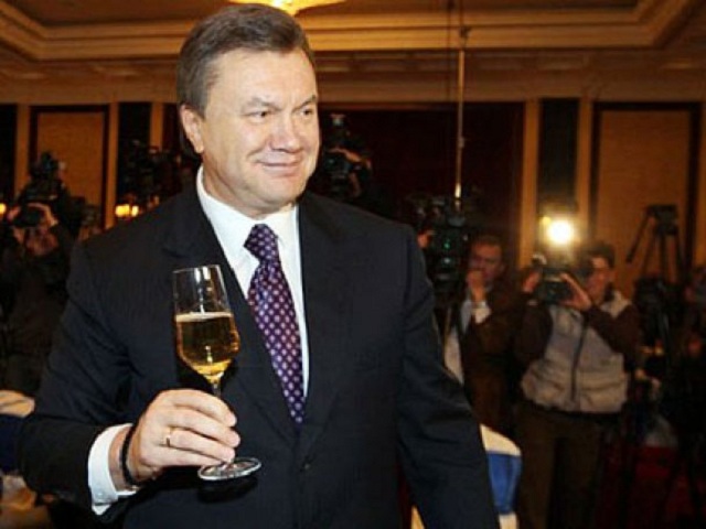 У Януковича арестовали винотеку из 1000 бутылок