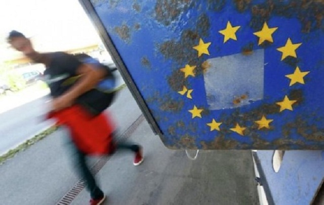 "В ближайшие годы ЕС ожидает крах и война. Это уже очевидно", - политтехнолог