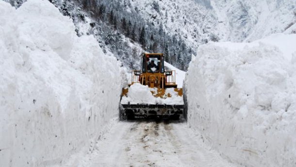 У Карпатах зійшла лавина