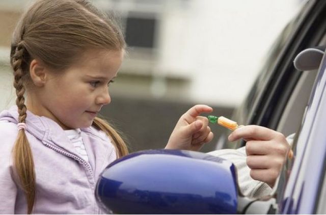 В Одессе бьют тревогу: целая банда педофилов хитро приманивает детей