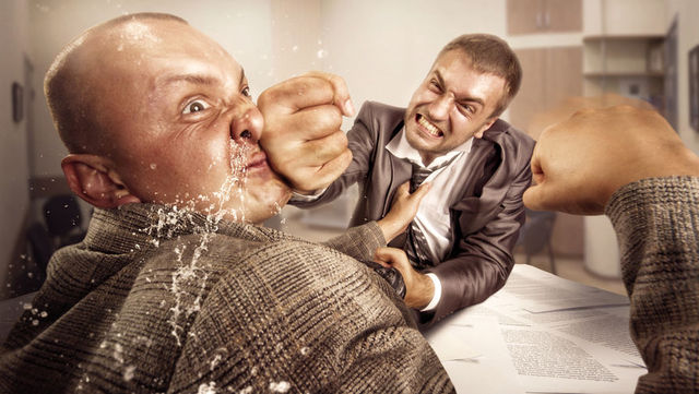 В Киеве вице-президент федерации бокса избил патрульных