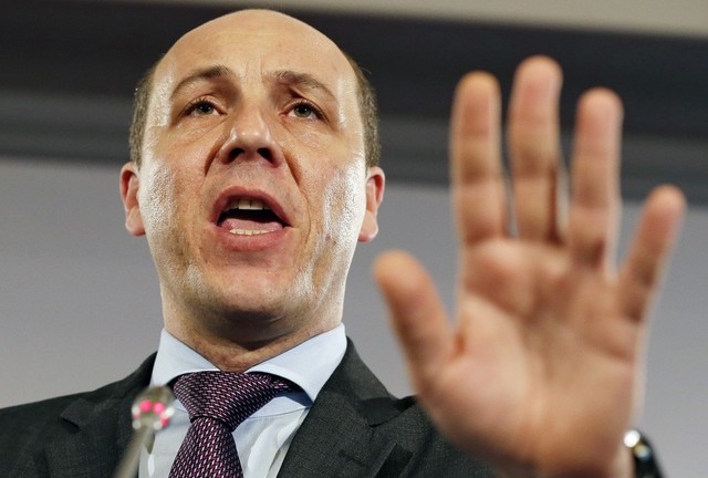 Парубия три часа допрашивала военная прокуратура — СМИ